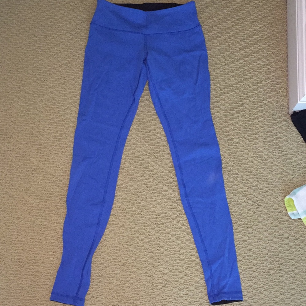 Blue/Black reversible lululemon leggings